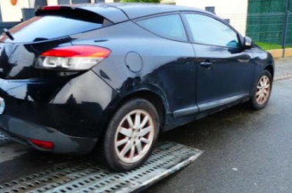 Support de pare chocs arriere RENAULT MEGANE 3