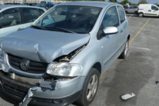 Renfort pare choc arriere (traverse) VOLKSWAGEN FOX