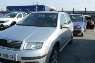 Pare choc arriere SKODA FABIA 1