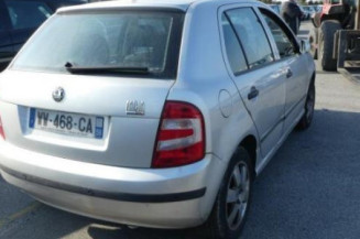 Pare choc arriere SKODA FABIA 1