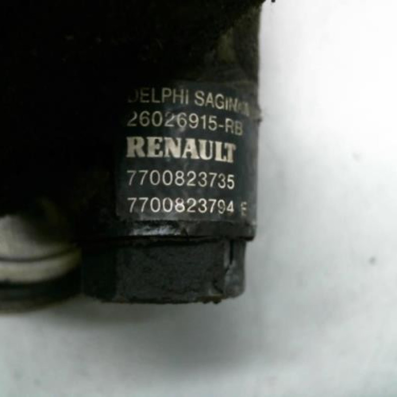 Pompe de direction RENAULT LAGUNA 1 Photo n°3