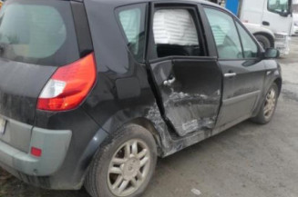 Renfort pare choc arriere (traverse) RENAULT SCENIC 2