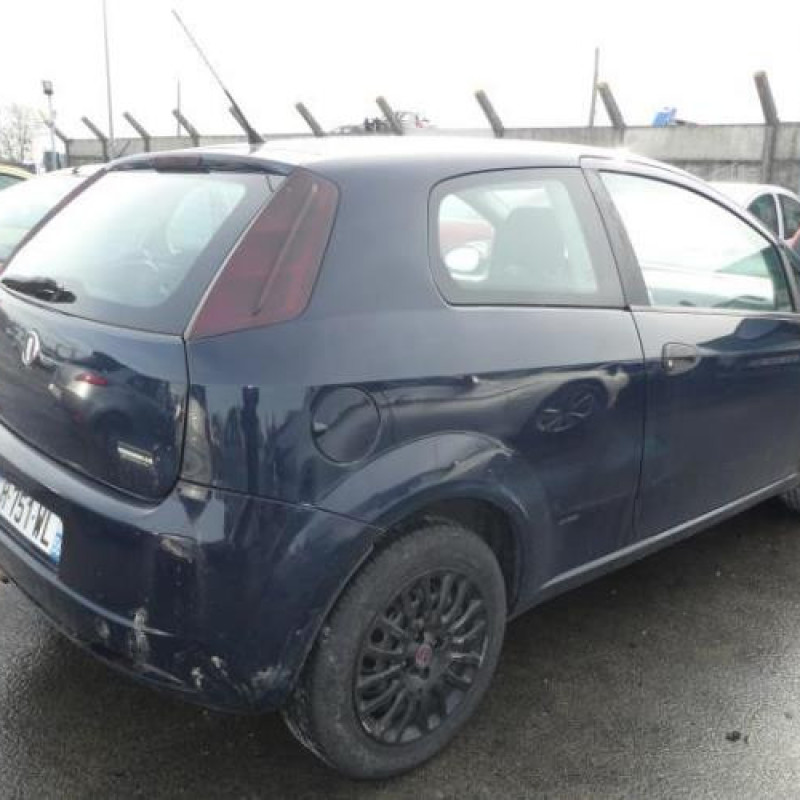 Moteur FIAT GRANDE PUNTO Photo n°3