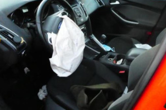 Boite a gants FORD FOCUS 3