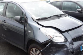 Amortisseur avant droit TOYOTA YARIS 2