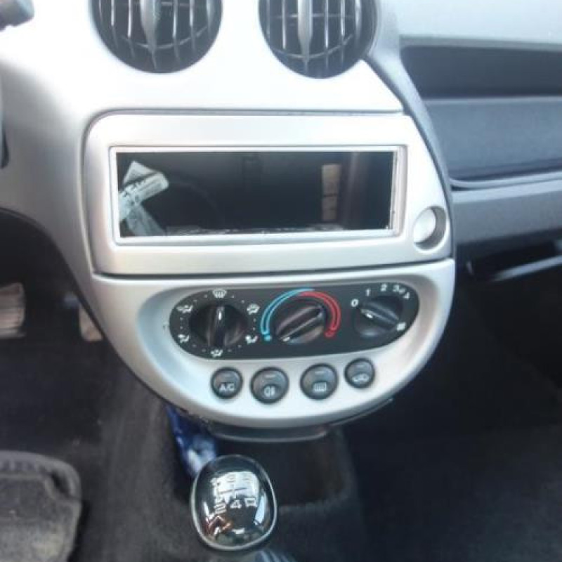 Pompe de direction FORD KA 1 Photo n°13