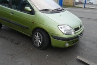 Plage arriere RENAULT SCENIC 1