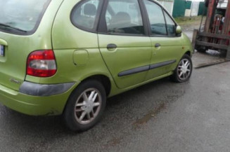 Plage arriere RENAULT SCENIC 1