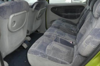 Plage arriere RENAULT SCENIC 1