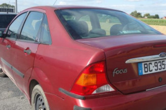 Boite a gants FORD FOCUS 1