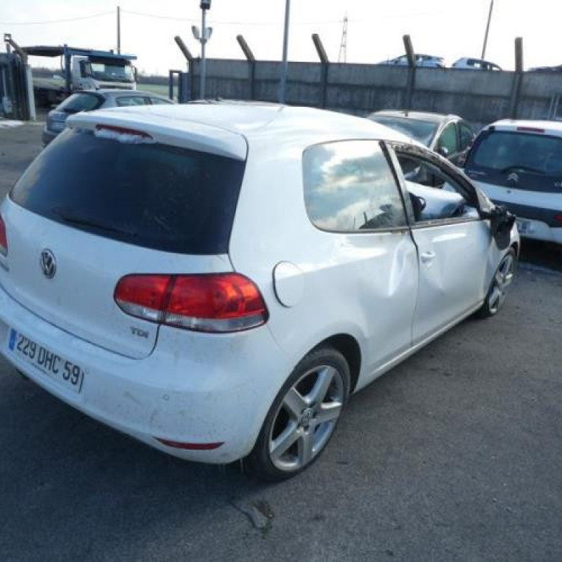 Renfort pare choc arriere (traverse) VOLKSWAGEN GOLF 6 Photo n°4