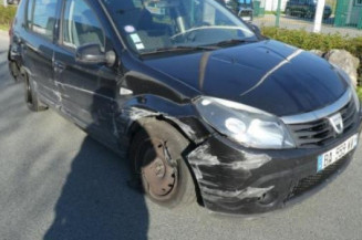 Pompe à carburant DACIA SANDERO 1