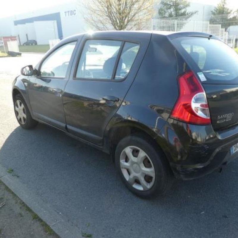 Pompe à carburant DACIA SANDERO 1 Photo n°7