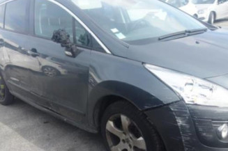 Vitre arriere droit PEUGEOT 3008 1