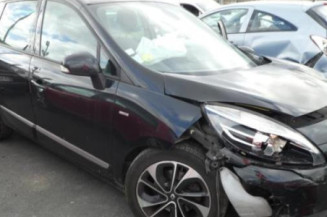 Vitre avant gauche RENAULT SCENIC 3