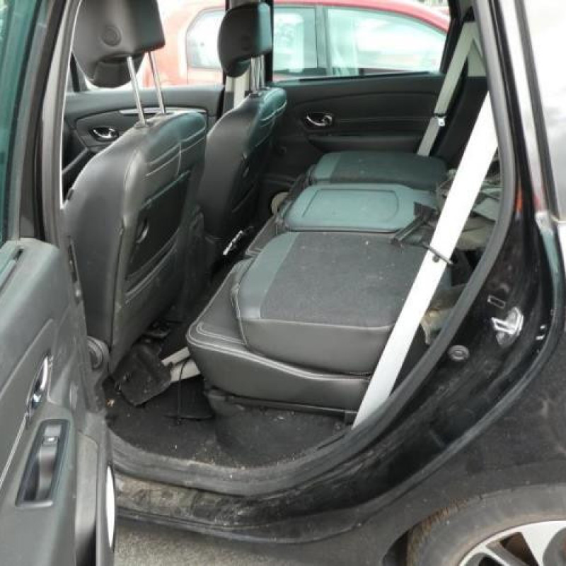 Vitre avant gauche RENAULT SCENIC 3 Photo n°7