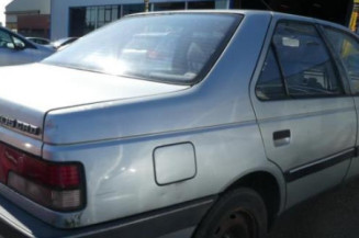 Bras essuie glace avant droit PEUGEOT 405