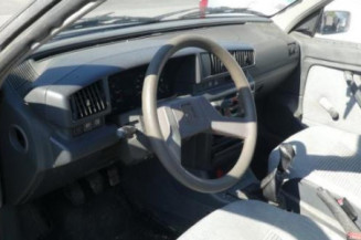 Bras essuie glace avant droit PEUGEOT 405