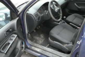 Verin de coffre VOLKSWAGEN GOLF 4