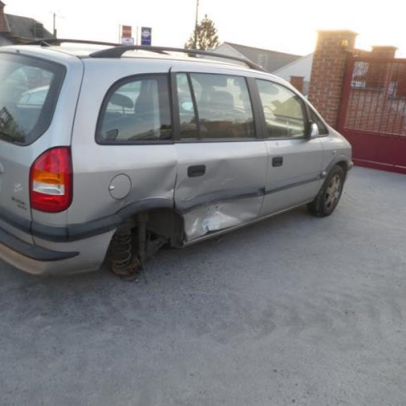 Bouchon de carburant OPEL ZAFIRA A Photo n°5