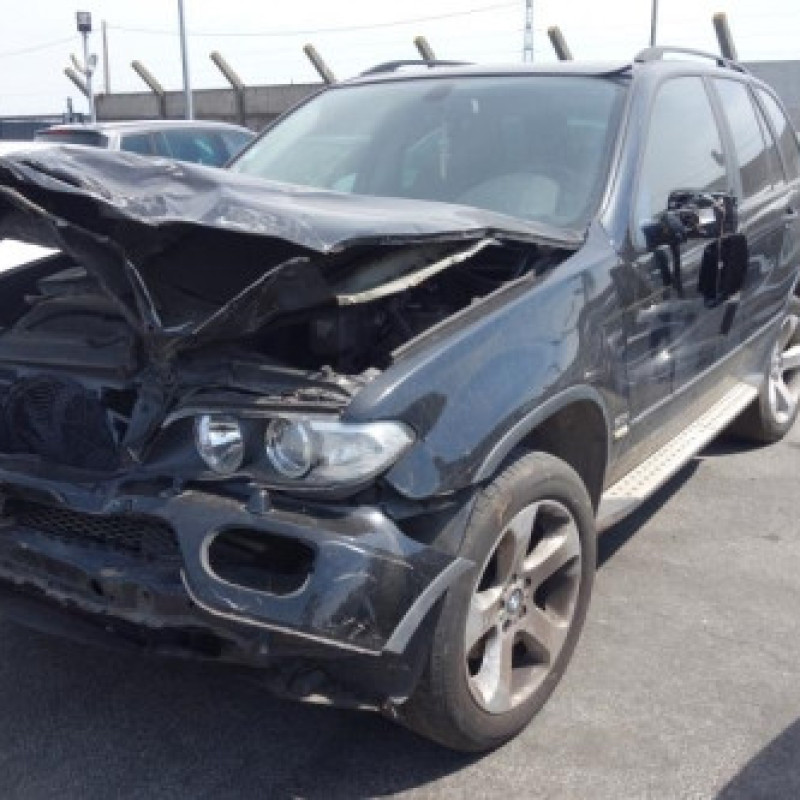 Pare choc arriere BMW X5 E53 Photo n°8