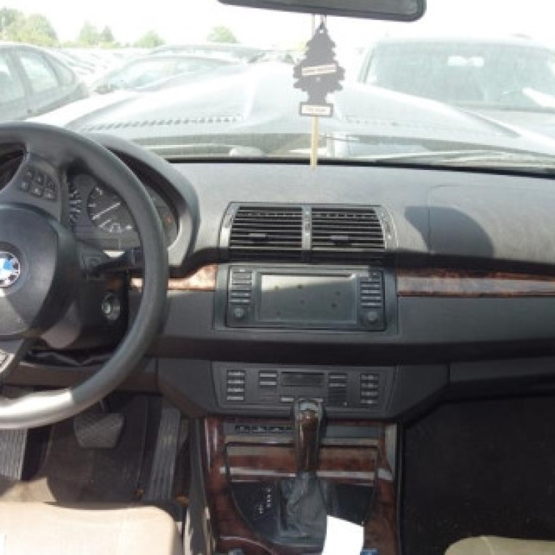 Pare choc arriere BMW X5 E53 Photo n°18