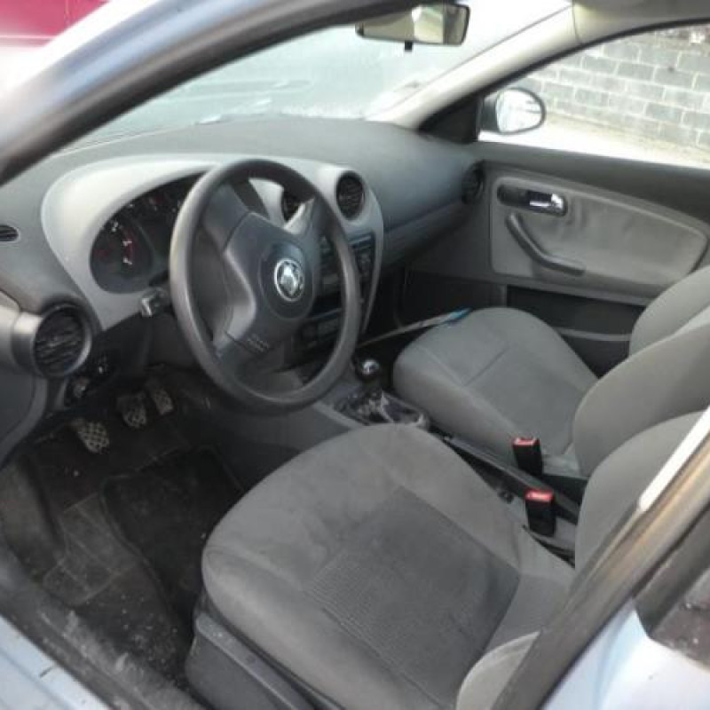 Volant SEAT IBIZA 3 Photo n°5