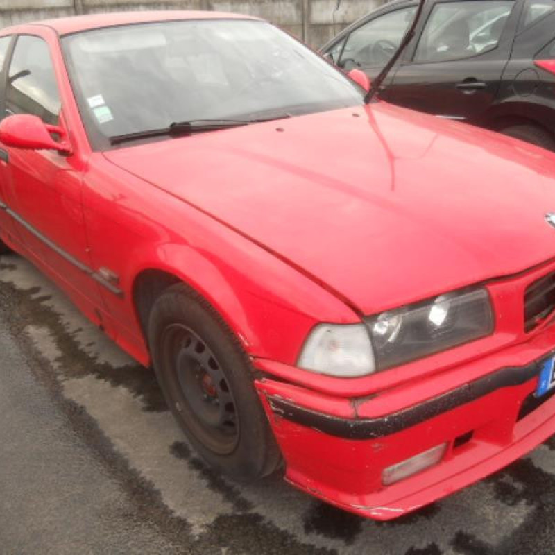 Verin de coffre BMW SERIE 3 E36 Photo n°3