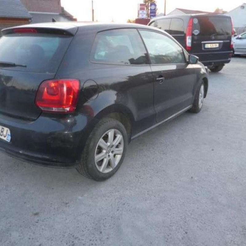 Renfort pare choc arriere (traverse) VOLKSWAGEN POLO 5 Photo n°5