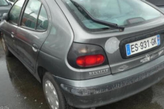 Leve vitre mecanique arriere gauche RENAULT MEGANE 1