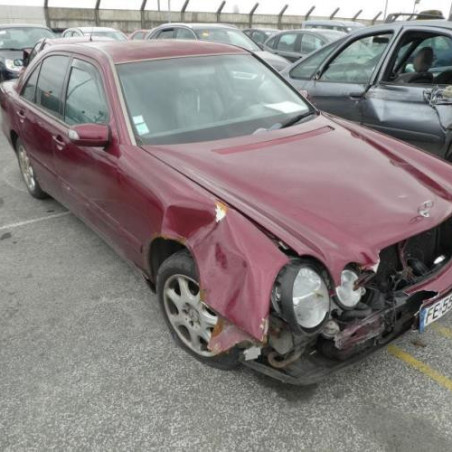 Vitre avant gauche MERCEDES CLASSE E 210