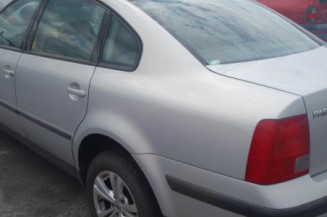 Boitier air bag VOLKSWAGEN PASSAT 4