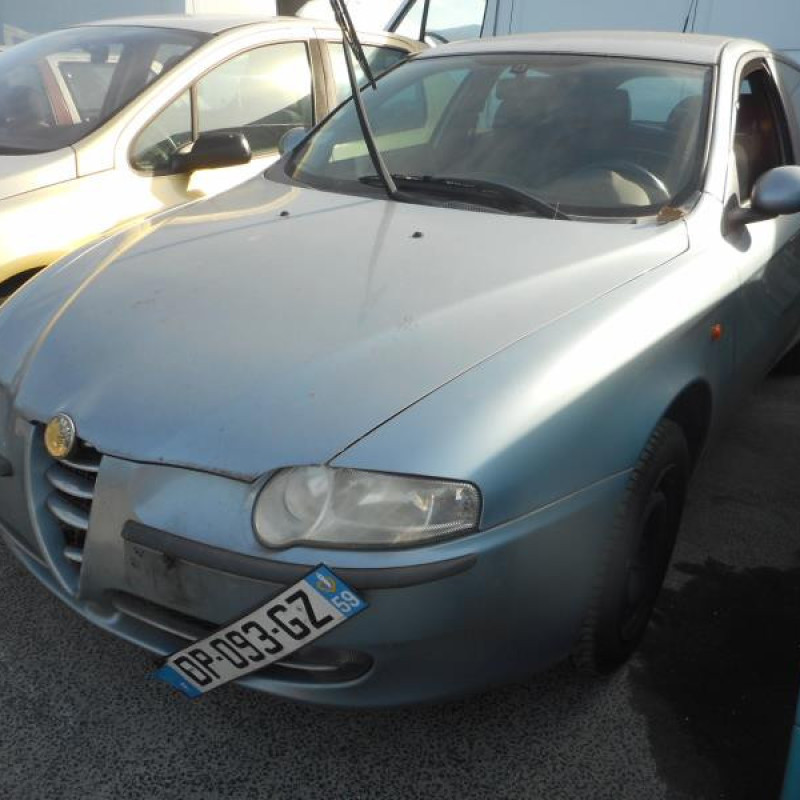 Pare choc arriere ALFA ROMEO 147 Photo n°8