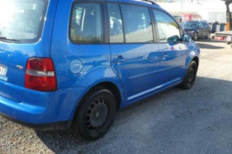 Renfort pare choc arriere (traverse) VOLKSWAGEN TOURAN 1