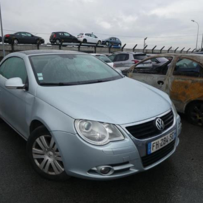 Pare choc arriere VOLKSWAGEN EOS Photo n°8