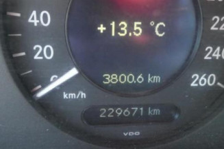 Bras essuie glace avant droit MERCEDES CLASSE E 211