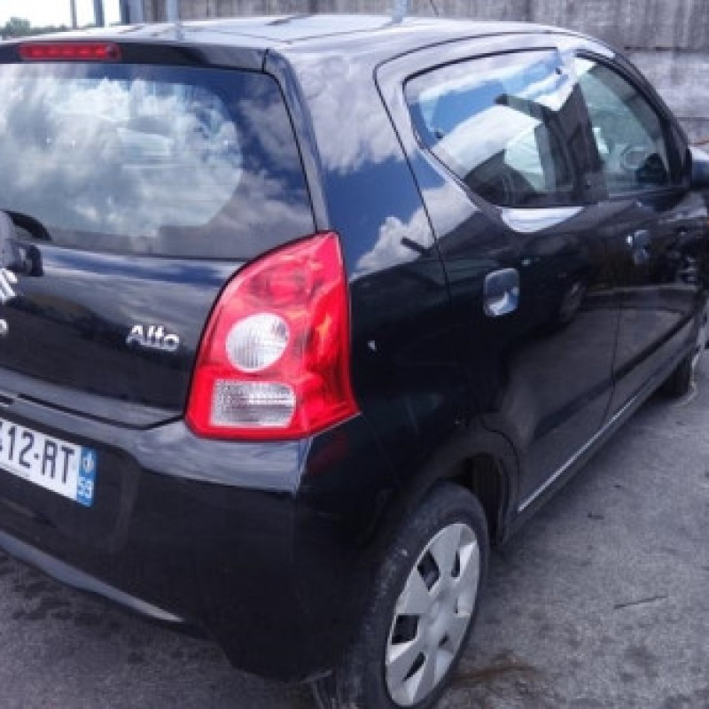 Renfort pare choc arriere (traverse) SUZUKI ALTO 3 Photo n°4