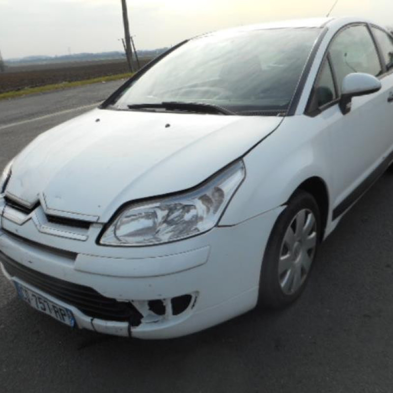 Pare choc arriere CITROEN C4 1 Photo n°8