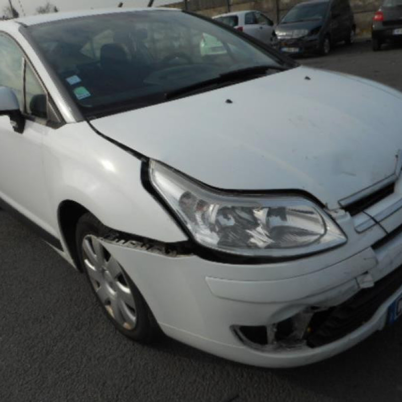 Pare choc arriere CITROEN C4 1 Photo n°9