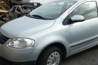 Renfort pare choc arriere (traverse) VOLKSWAGEN FOX