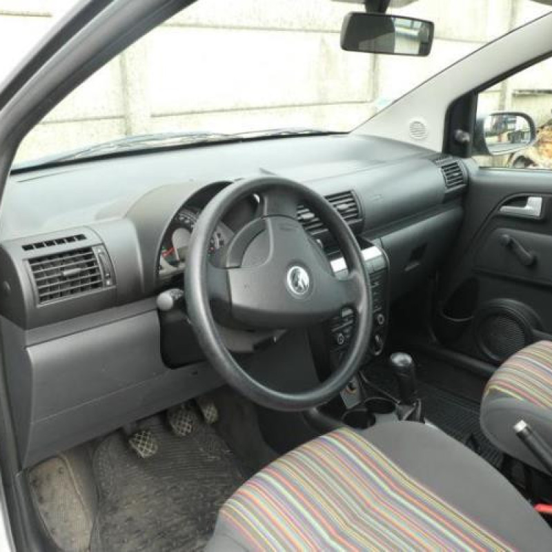 Renfort pare choc arriere (traverse) VOLKSWAGEN FOX Photo n°6