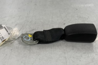 Attache ceinture arriere gauche TOYOTA AYGO 1