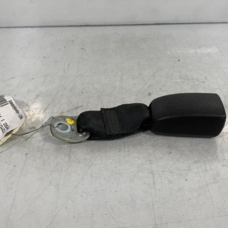 Attache ceinture arriere gauche TOYOTA AYGO 1 Photo n°3