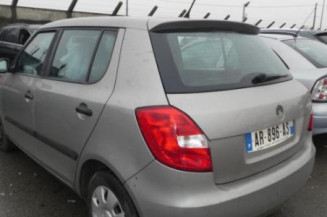 Vitre avant gauche SKODA FABIA 2