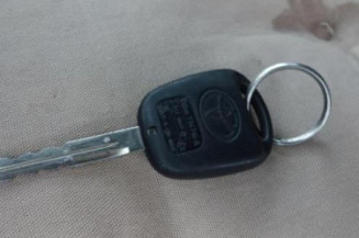 Poignee porte arriere droit TOYOTA YARIS 2