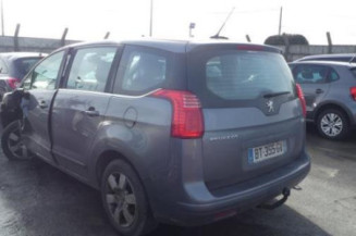 Fermeture de capot PEUGEOT 5008 1