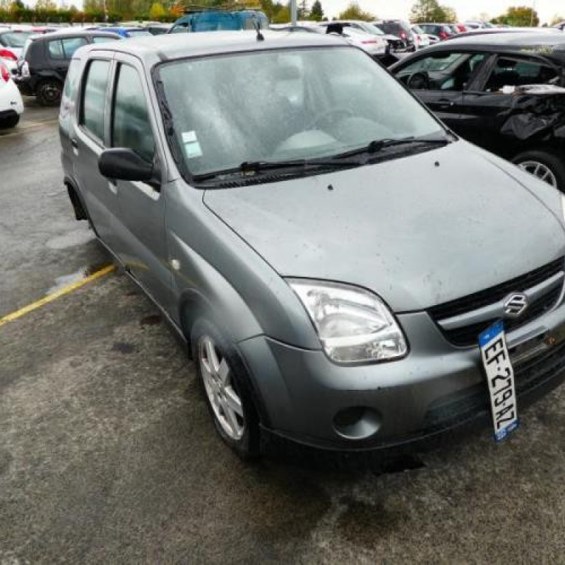 Feu arriere principal gauche (feux) SUZUKI IGNIS 2 Photo n°4