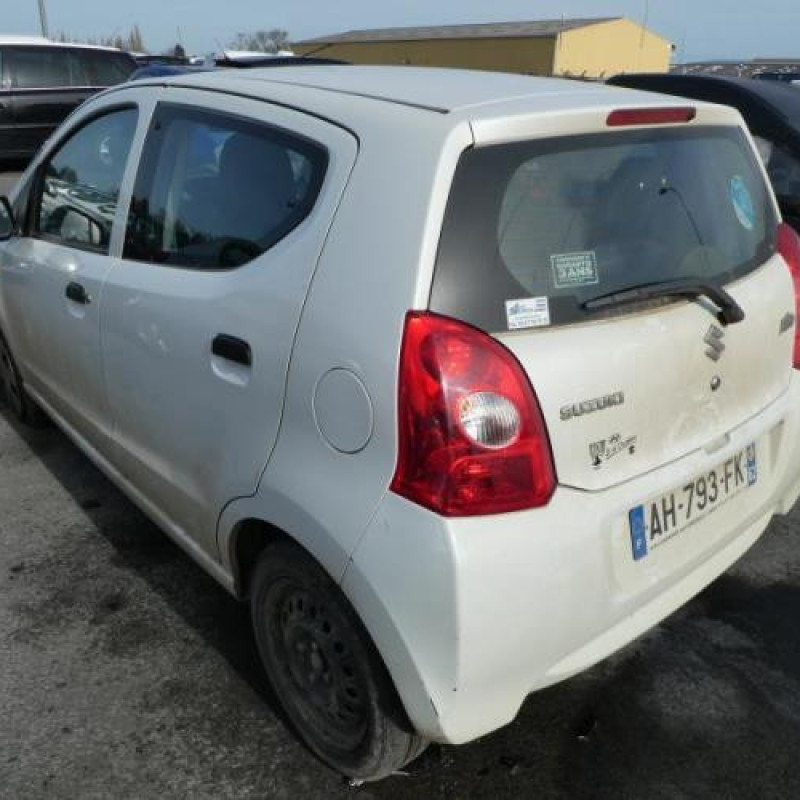 Renfort pare choc arriere (traverse) SUZUKI ALTO 3 Photo n°5