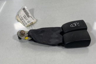 Attache ceinture arriere droit SUZUKI SWIFT 3