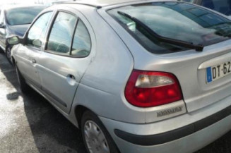 Feu arriere principal gauche (feux) RENAULT MEGANE 1